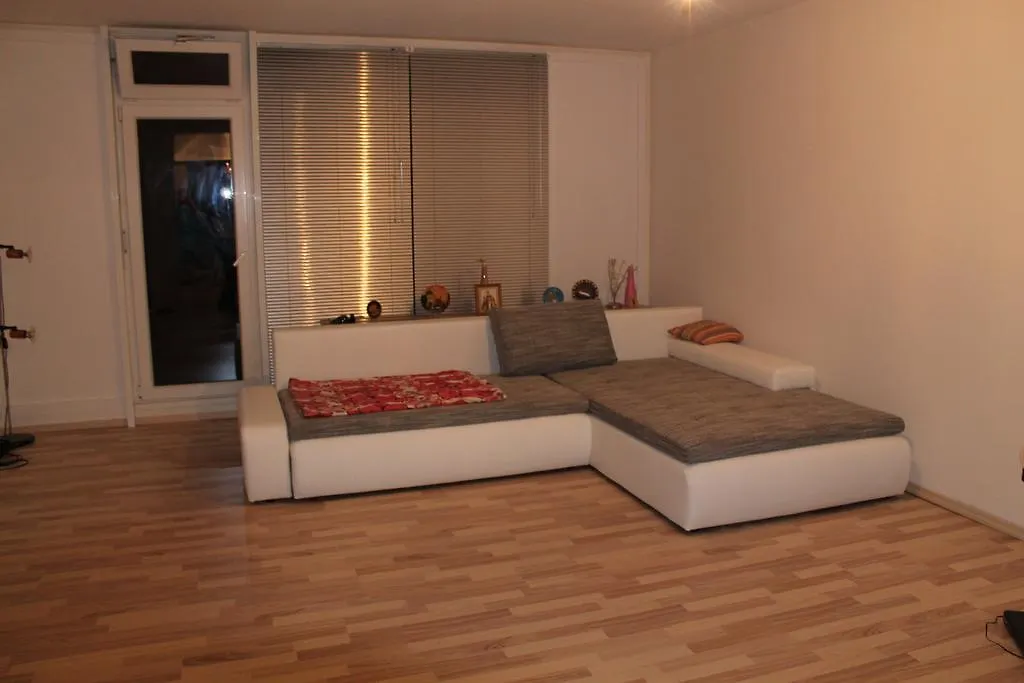 Homestay Bs Business Travelling Hannover Messe Germany